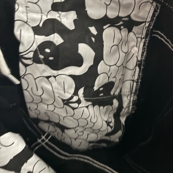 Empyre Black Shorts with White Stitching - Picture 5 of 5